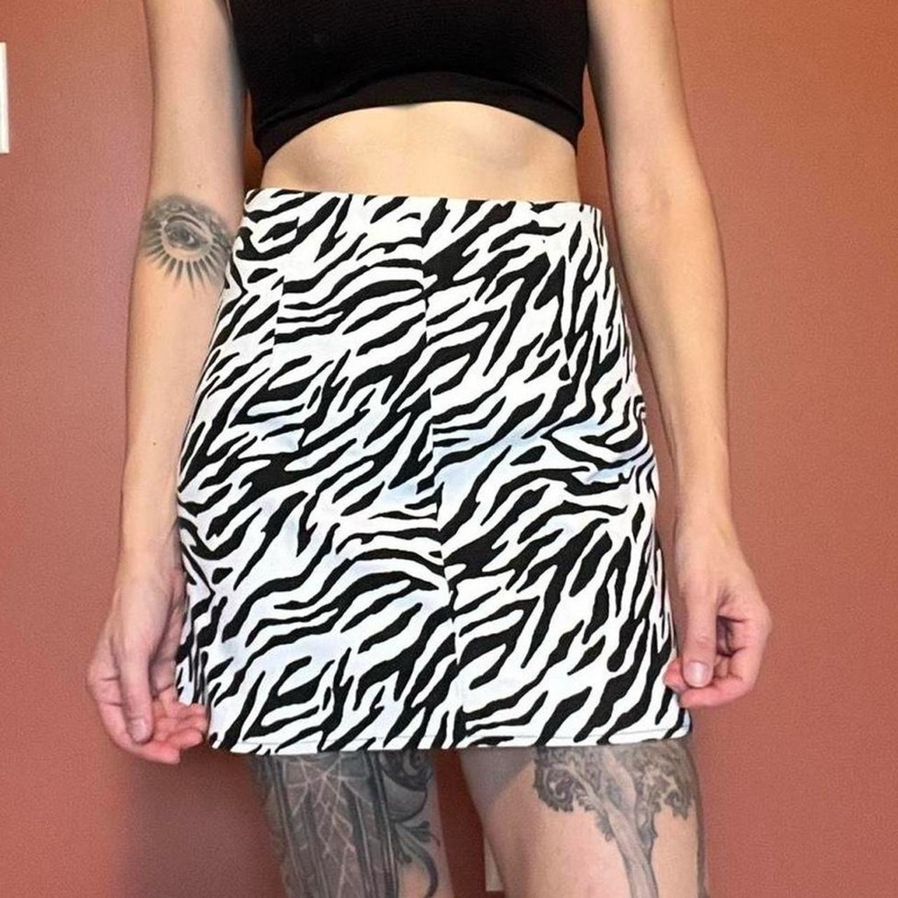 Zebra Print Mini Skirt - Picture 1 of 6